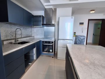 Disewakan Soho @Podomoro City Semi Furnished, bisa untuk huni dan kantor, Super Strategis Jakarta Barat