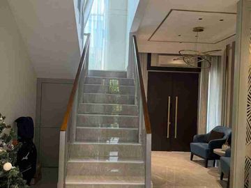 Dijual Rumah Luxury Golf Island PIK 8x20 Hadap Utara - Interior Mewah Tinggal Masuk