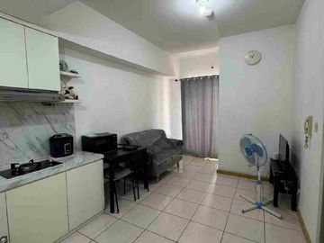Sewa 2Br M town Residence twr Dakota gading serpong