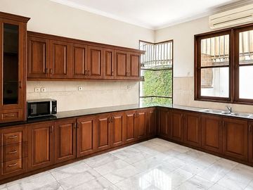 Rumah DIjual Cipete. Tanah Besar, Dlm Komplek, Dkt MRT - NEGO