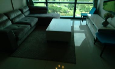 Elegant 2-Bedroom Corner Unit for Sale at 8 Forbestown Road, BGC
