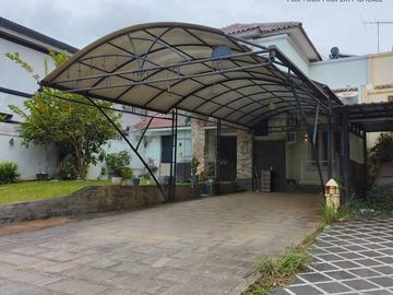 DIJUAL CEPAT!!  Rumah 2 Lantai Beverly Avenue (Siap Huni) Batam Center