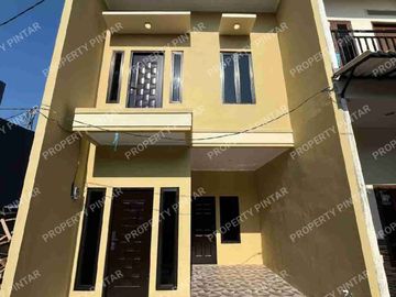 DI JUAL RUMAH MURAH 2 LANTAI SECONDARY DLM KOMPLEK BISA KPR PRIBADI DI KAMPUNG TENGAH KRAMAT JATI JAKTIM