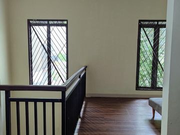 Hsb@TURUN HARGA! Rumah Dijual Dalam Cluster Area Pasir Impun Bandung !