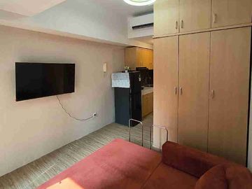 DISEWAKAN TERMURAH APARTEMEN TOKYO PIK2 TIPE STUDIO FULL FURNISH TANPA TULANG GEDE LANTAI RENDAH