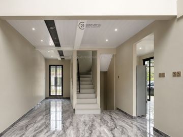 Sewa Rumah Luas di Bintaro Jaya Dekat Bintaro Xchange BTC 17395 GB