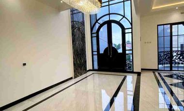 DIJUAL Rumah 3 Lantai Like New Di 
Permata 2 Residence Jagakarsa Jakarta Selatan