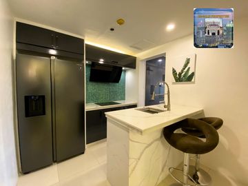 For Rale or Rent Furnished 3 Bedroom + Parking Condo in Mabolo Cebu City