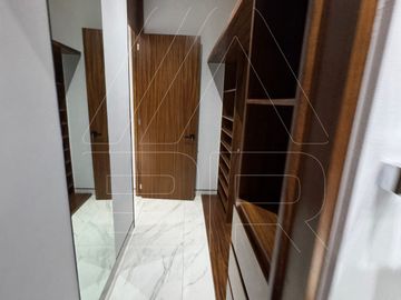 CASA EN RENTA FRENTE AL PARQUE METROPOLITANO