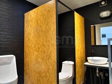 Casa contemporánea en renta con alberca privada en Los Sueños | 568 m² | $85,000