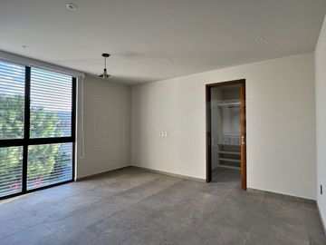 Casa contemporánea en renta con alberca privada en Los Sueños | 568 m² | $85,000