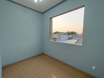 Rumah Brand New 2,5 Lantai Area Cengkareng Timur Jakarta Barat