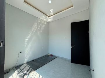 Rumah Baru Gress 2 Unit di Daerah daerah Surabaya Timur XIA