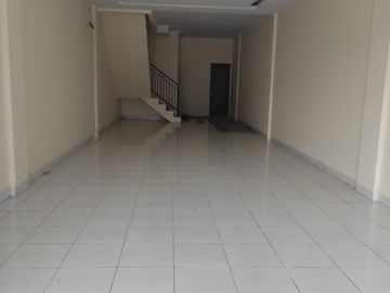 DISEWAKAN RUUKO CENTRA KEMANG UTARA JALAN KEMANG UTARA JAKARTA SELATAN