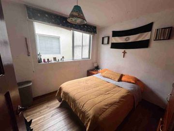 De oportunidad se vende Casa independiente sector Jipijapa zona de Alto tráfico
