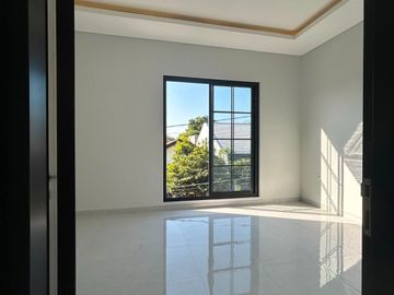 Rumah Modern Minimalis Wisma Mukti