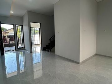 Rumah Modern Minimalis Wisma Mukti