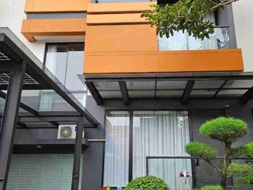 DISEWA DIJUAL RUMAH CANTIK FULL FURNISHED MOZART SYMPHONIA GADING SERPONG
