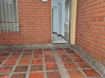 Arriendo casa Sector El Dorado - Envigado