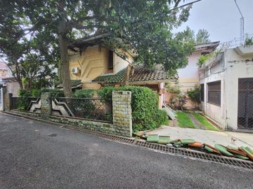 Rumah LELANG Murah SHM Nyaman kota bandung di Jalan Kelewih, Bandung