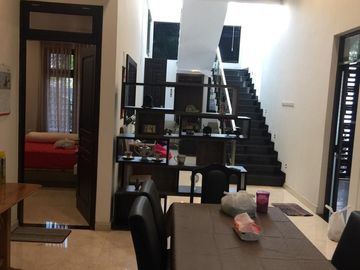 Rumah Modern 2 Lantai Dalam Komplek Elite Mitra Dago Antapani – Keamanan 24 Jam