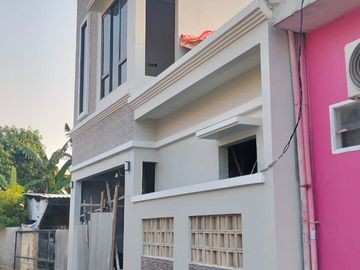 Rumah Baru 2 Lantai Non Cluster di Munjul Cipayung Jakarta Timur!