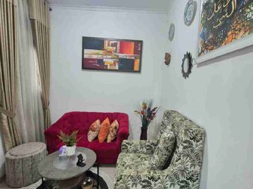 rumah siap huni murah terawat strategis bisa untuk usaha/kantor di Arcamanik dkt sport jabar