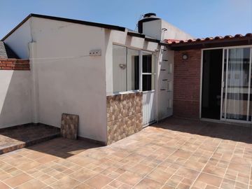 Casa Amueblada en Renta Privada LosTulipanes, Mexicaltzingo, Estado de México,