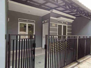 Rumah nyaman di Ciracas