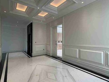 JUAL RUMAH BRAND NEW MEWAH
PANGLIMA POLIM KEBAYORAN BARU JAKSEL ADA SWIMMING POOL DAN LIFT