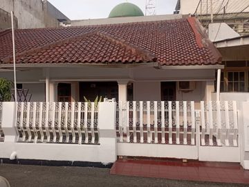 Rumah SHM Siap Huni di Duren Sawit Jakarta Timur – LT 155m², 3 KT, Carport, Harga Rp3,5 M Nego