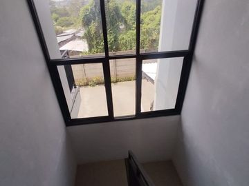 Jual Over Kredit Rumah 2LT 73JT dkt Tol di Pekapuran Cimanggis Depok