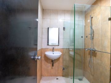 Sewa Murah & Unit Full Furnished! Apartemen Studio Tamansari Sudirman, Siap Huni, Lokasi Strategis Jakarta - SCBD, WTC , Benhil, Sudirman