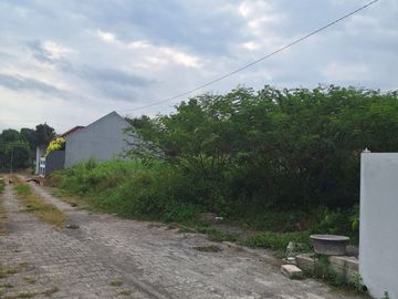 Tanah Dijual Lokasi di Seyegan Dekat Pintu Tol dan Dekat Fasum