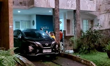DIJUAL CEPAT RUMAH 2.5 LANTAI BOGOR