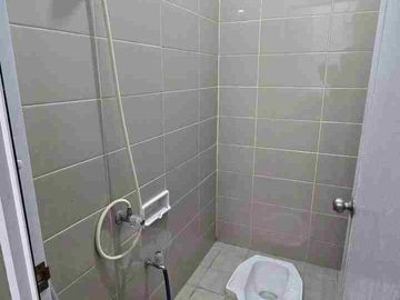 Diual cepat Rumah cluster modern minimalis 2 lantai di bulevard grand galaxy