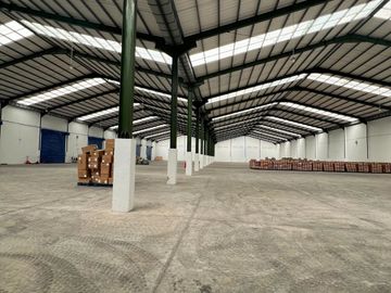 Gudang Bagus Ada Loading Dock Siap Pakai di Laksana Business Park Pakuhaji Tangerang