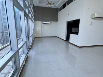 225.08 sqm Bi-Level Penthouse for Sale | ₱65.27M Gross | The Stratosphere Makati | High Ceiling | Wrap-Around Balcony