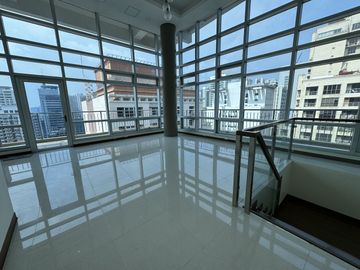 199.30 sqm Bi-Level Penthouse for Sale | ₱57.80M Gross | The Stratosphere Makati | High Ceiling | Wrap-Around Balcony