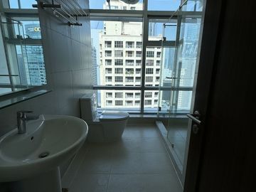 199.30 sqm Bi-Level Penthouse for Sale | ₱57.80M Gross | The Stratosphere Makati | High Ceiling | Wrap-Around Balcony
