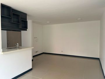 Apartamento en arriendo en Loma del Barro, El Poblado