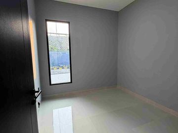 Wilson Rumah baru modern 2 lantai di banjar wijaya