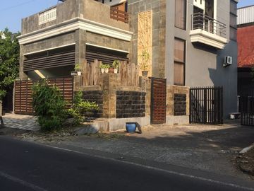 TURUN HARGA DIJUAL CEPAT RUMAH MEWAH LOKASI STRATEGIS BISA UNTUK USAHA DEKAT SUHAT