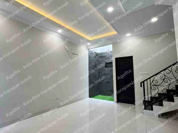 Rumah bangunan Baru siap huni Rawamangun Jakarta Timur