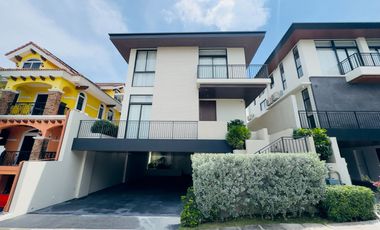 Tri-level contemporary brand-new semi-furnished house and Lot for Sale in Verdana Homes Daang Hari near Alabang and MCX.