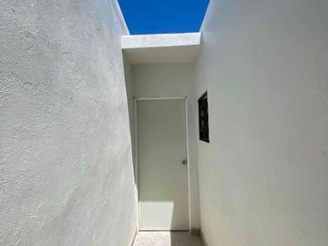 casa en venta / Recién remodelada