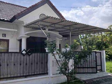 ‼️BUTUH CEPAT LAKU‼️Rumah Siap Huni UK (9X15) di Perumahan Graha Sampurna Indah Wiyung Surabaya.