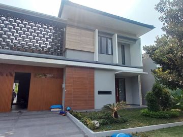 Dijual Rumah di Kota Baru Parahyangan, Mewah View Danau Tatar Kamandaka