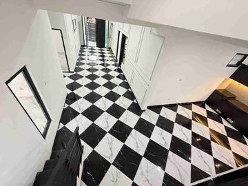 rumah mewah blulukan colomadu harga bersahabat
