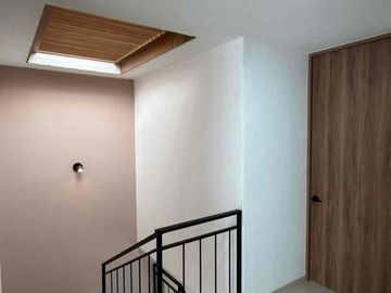 CASA EN VENTA EN LA FELIX IRETA REMODELADA